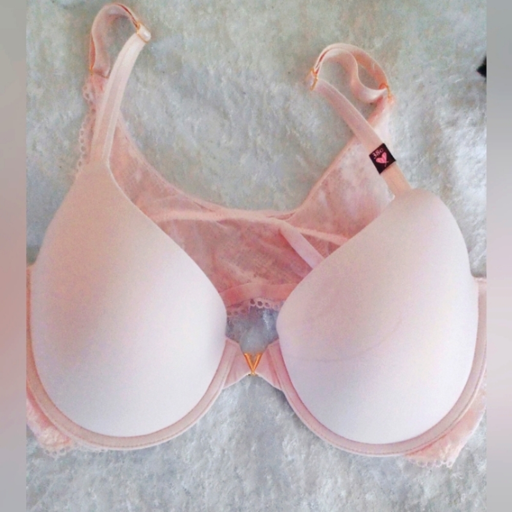 Victoria Secret bra